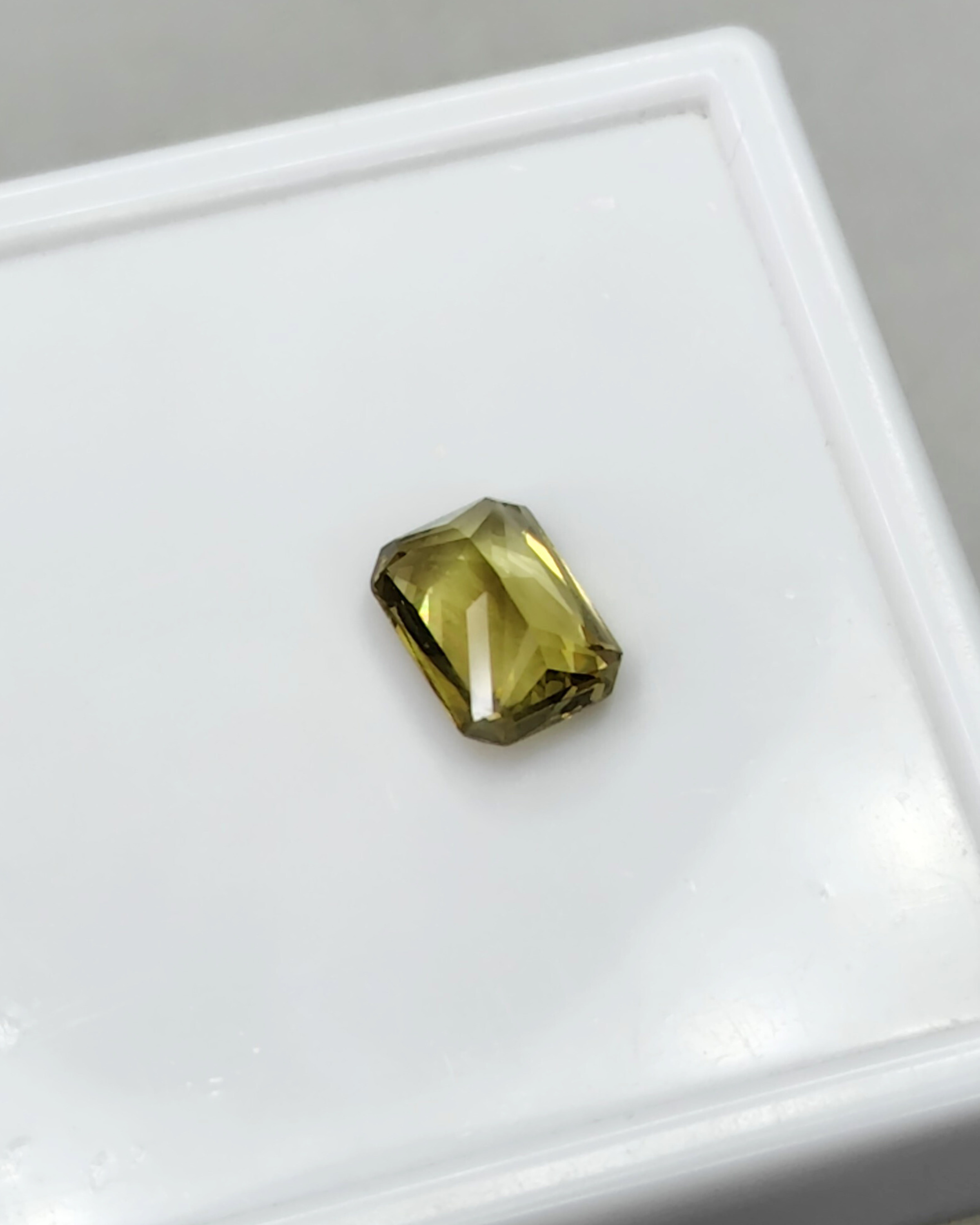 GSI Certified 3.24 Ct - 3.60  Ratti Natural Alexandrite