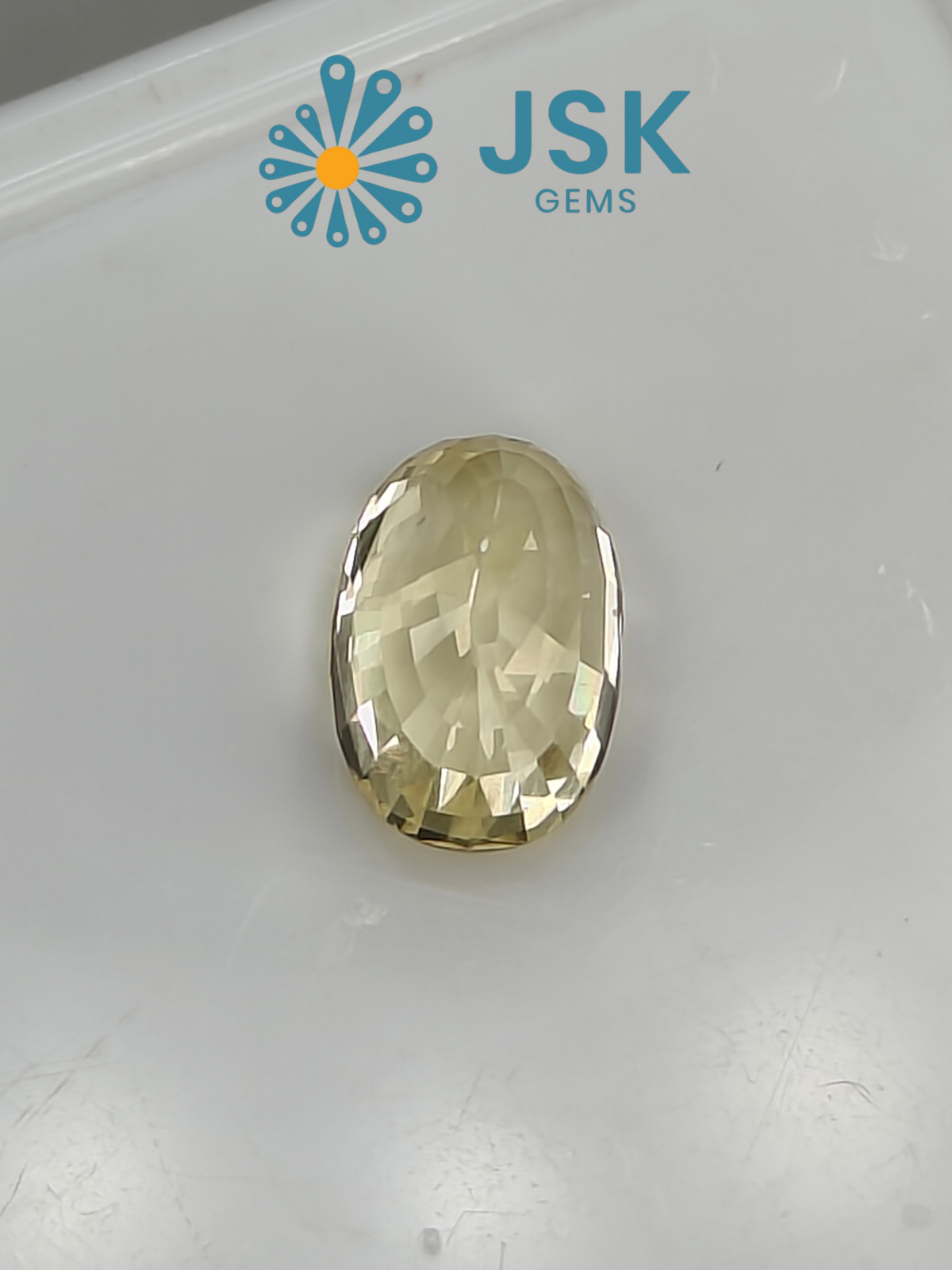 IIGJ Certified Top 4.57 Ct - 5.07 Ratti Natural Unheated Ceylon Yellow Sapphire -Pukhraj