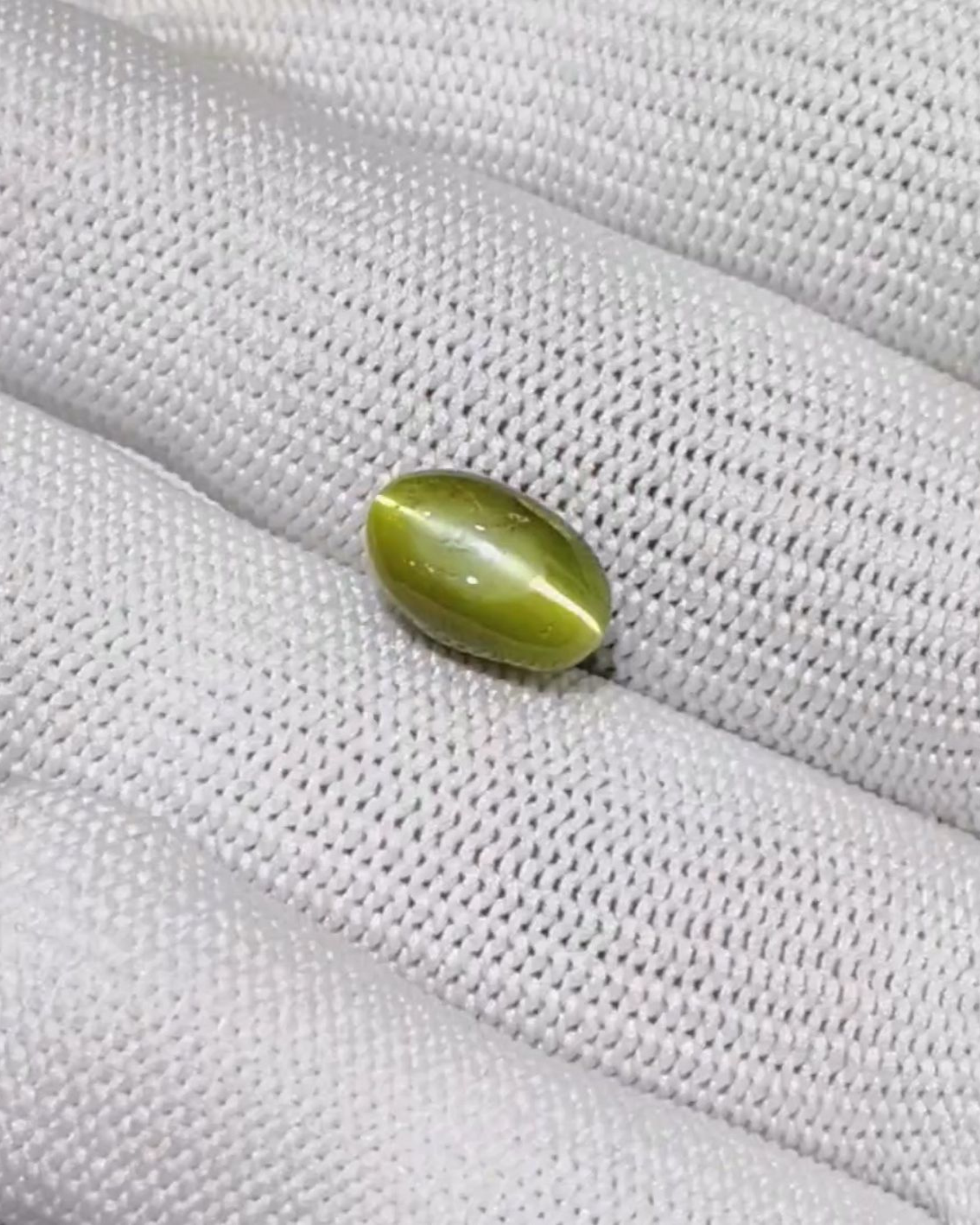 Premium Grade 7.59 Cts - 8.43 Ratti Natural Ceylon Chrysoberyl Cats eye/Lehsuniya