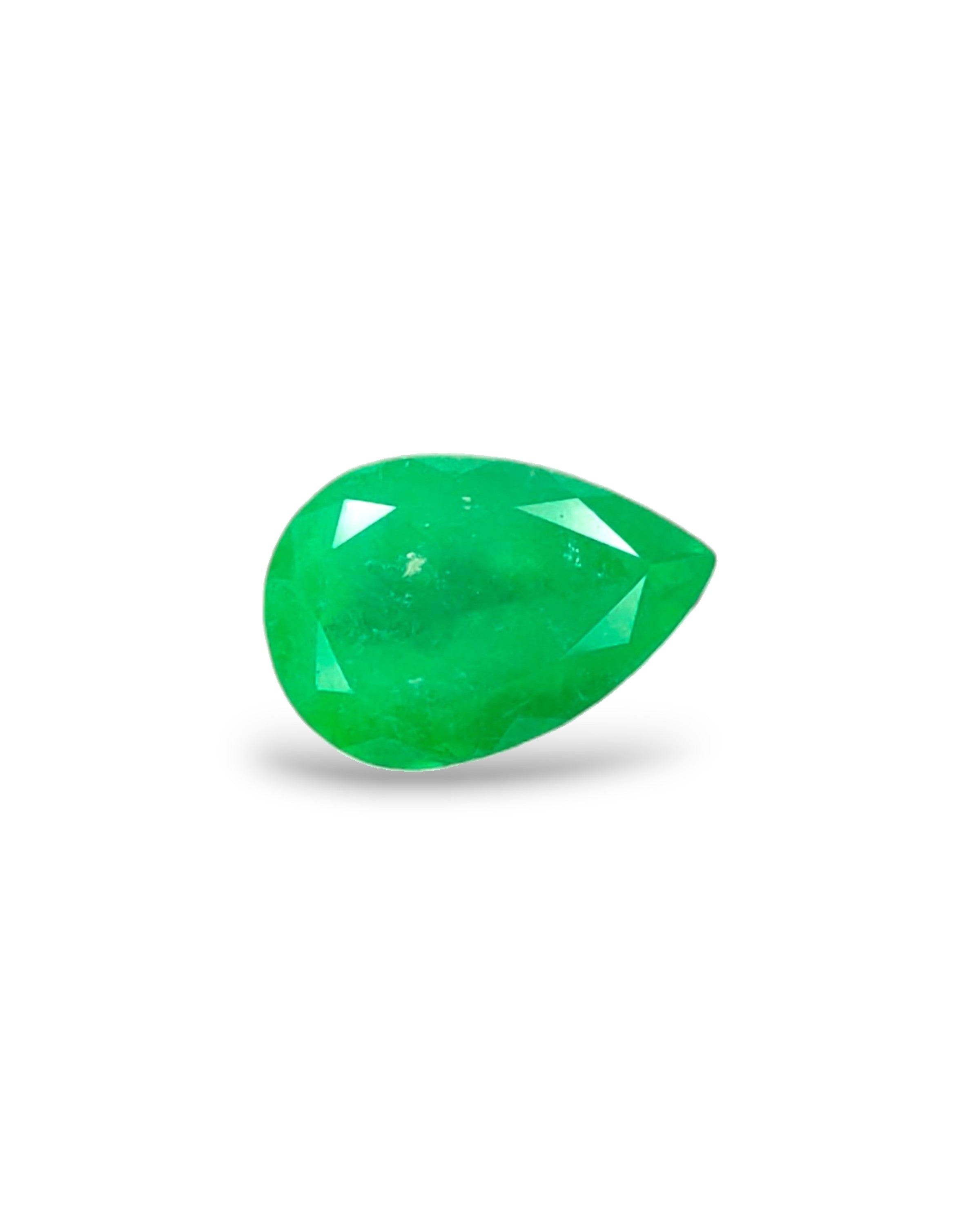 IGI Certified 3.97 Ct - 4.41 Ratti Natural Colombian Emerald Panna