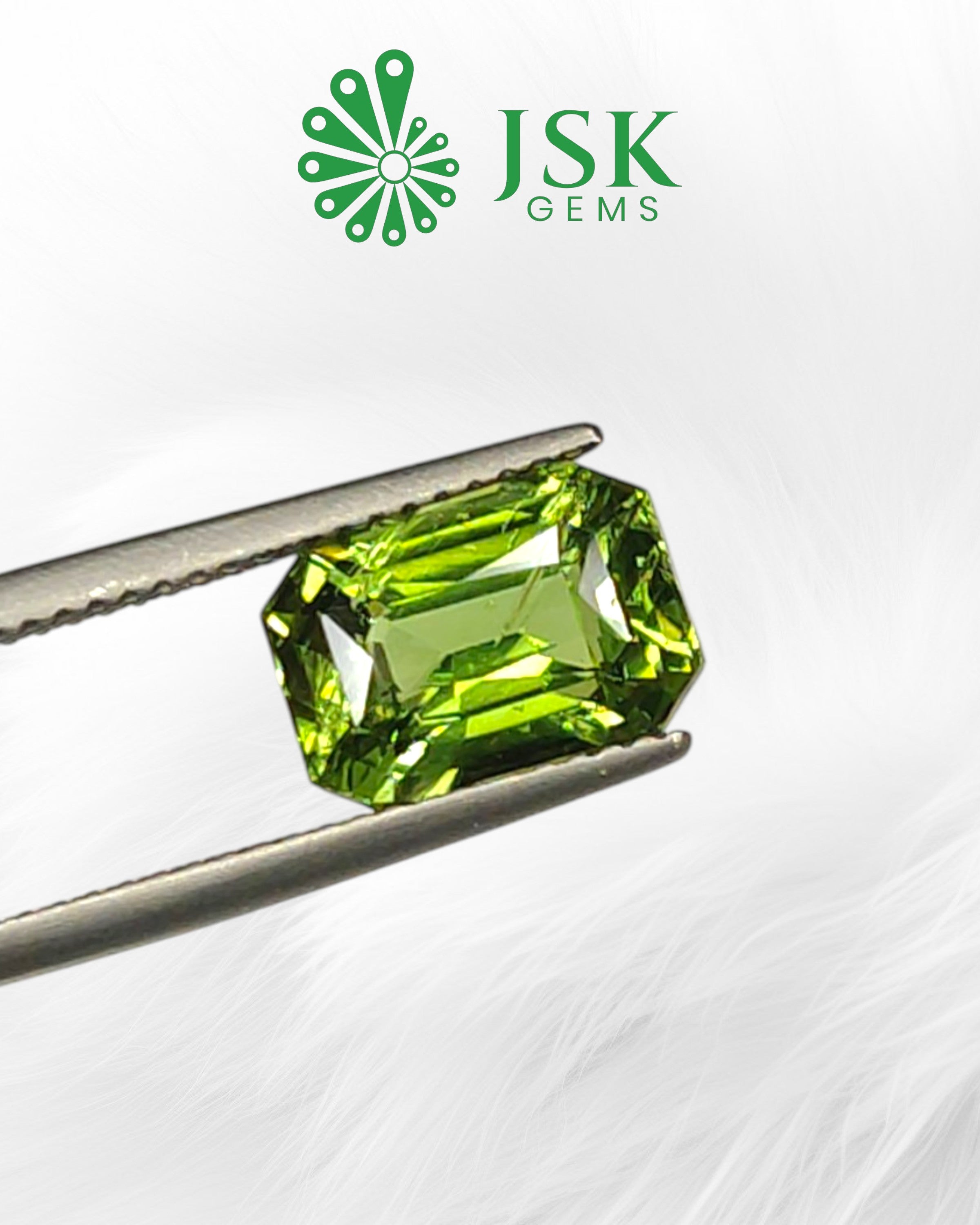 GSI Certified 3.53 Ct - 3.92 Ratti Natural Alexandrite.