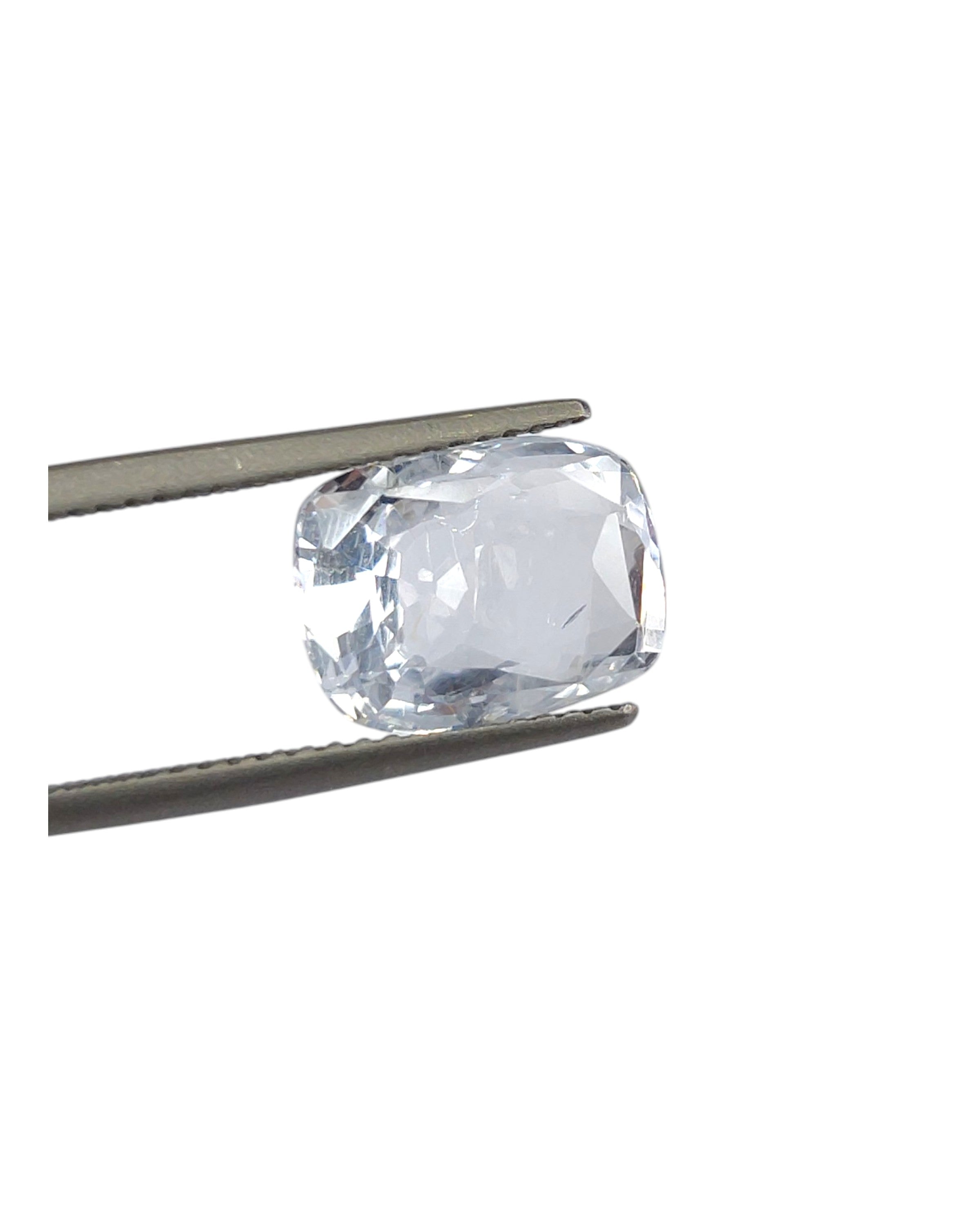 Premium 4.66 Ct - 5.17 Ratti Natural Unheated Ceylon White Sapphire