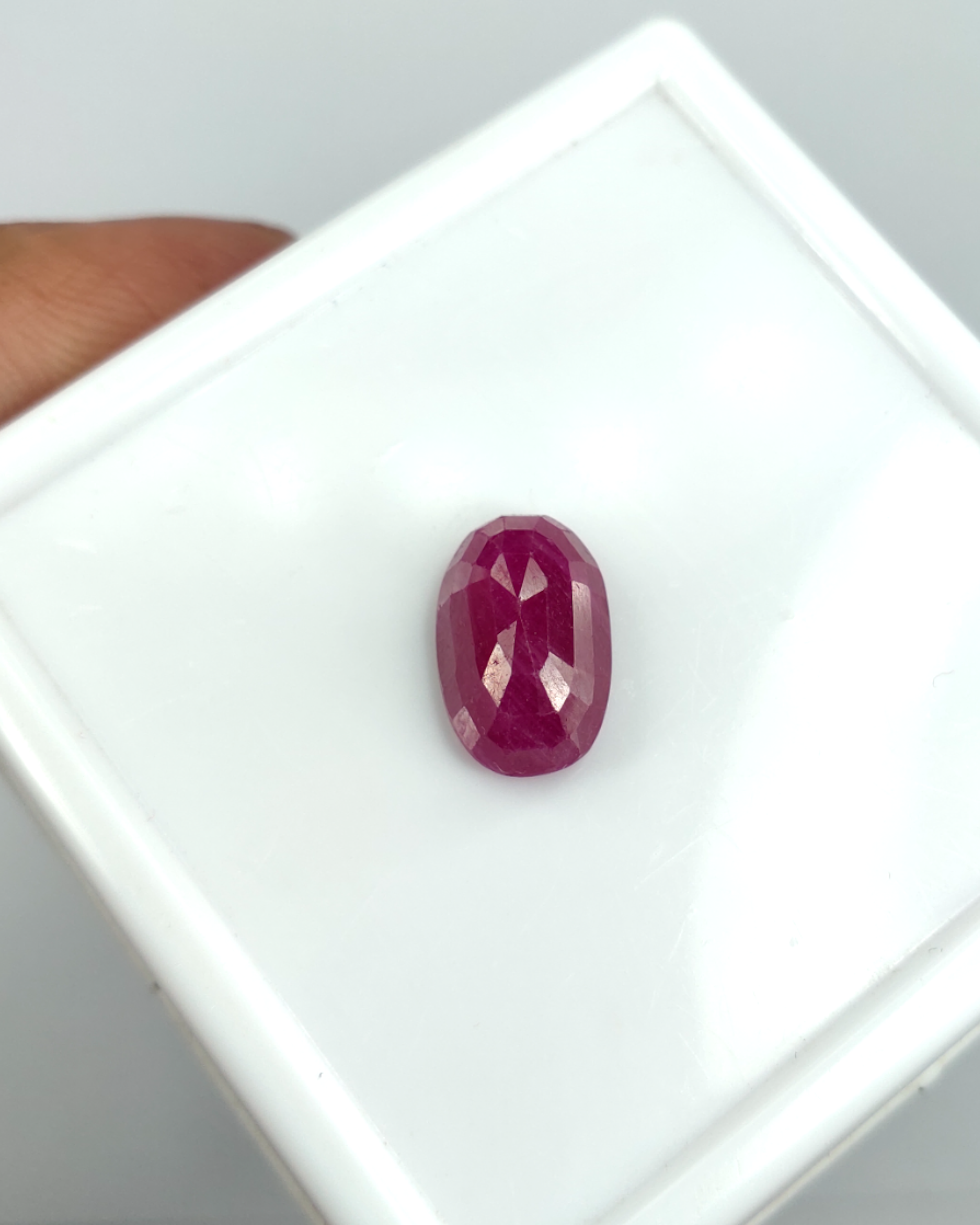 IIGJ Certified 5.81 Ct - 6.45 Ratti Unheated Untreated Natural Ruby Manik