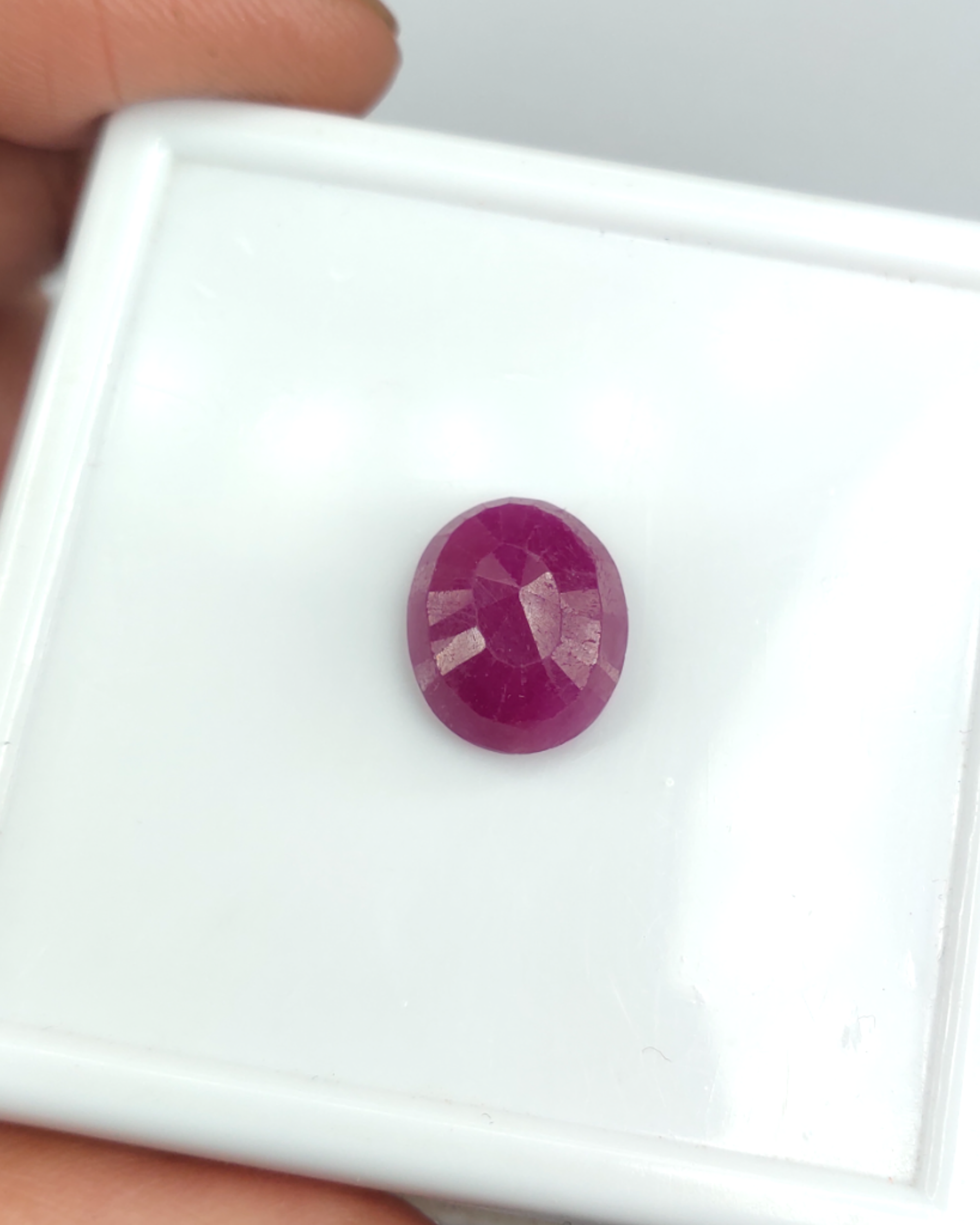IIGJ Certified 5.71 Ct - 6.34  Ratti Unheated Untreated Natural Ruby Manik