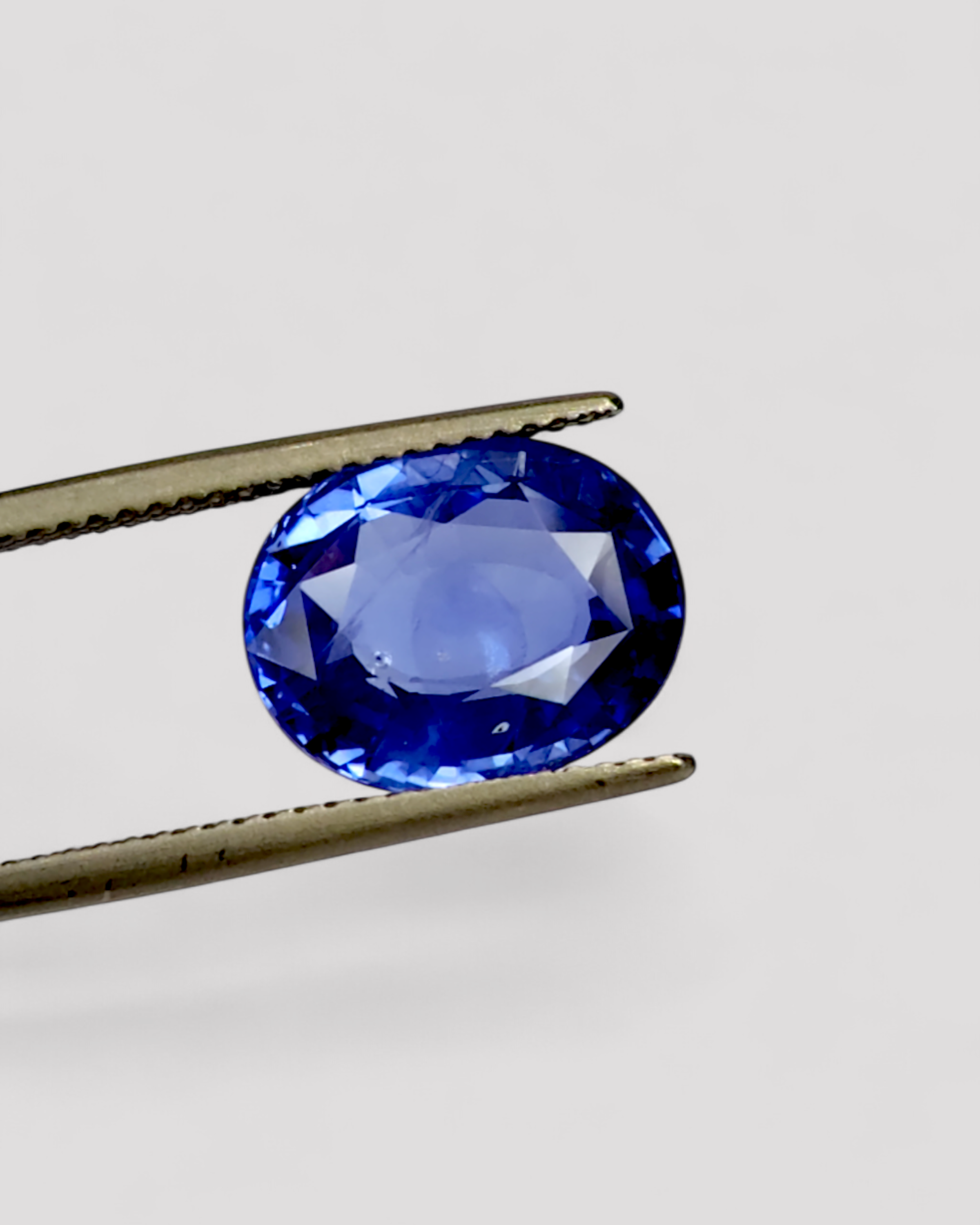EGL Certified 5.63 Ct - 6.25 Ratti Natural Unheated Ceylon Blue Sapphire - Neelam