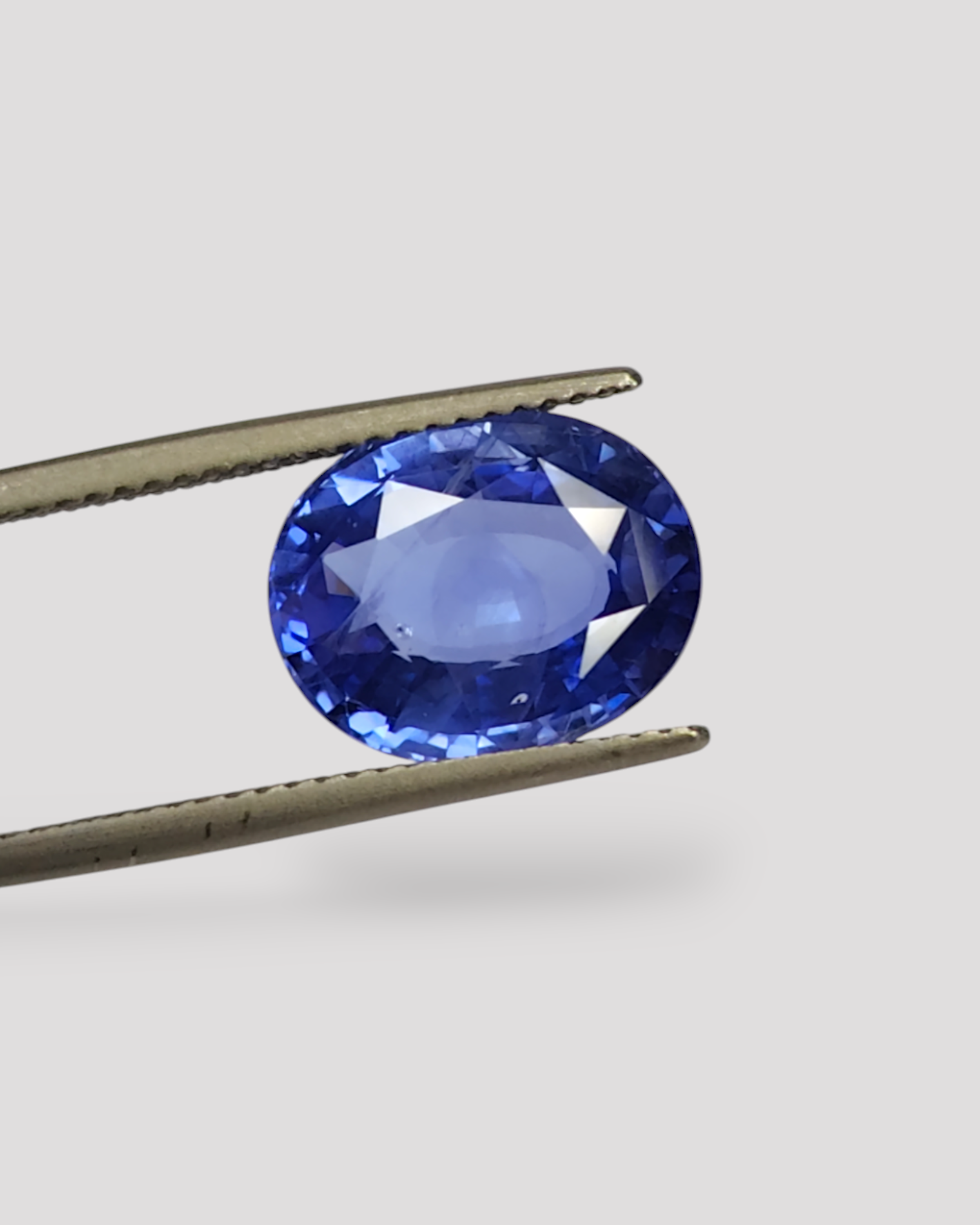 EGL Certified 5.63 Ct - 6.25 Ratti Natural Unheated Ceylon Blue Sapphire - Neelam