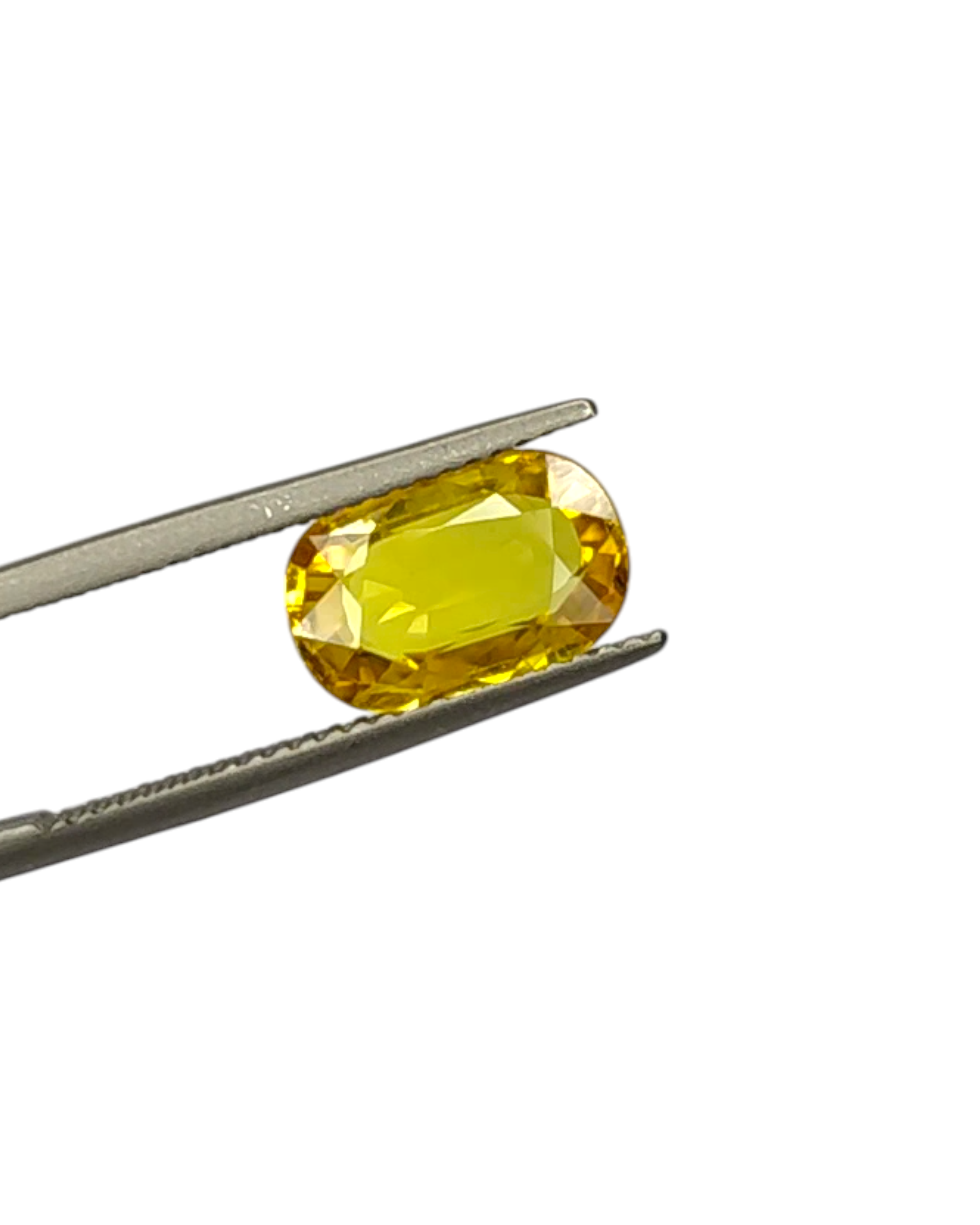 Top Grade 3.05 Ct - 3.38 Ratti Natural Bangkok Yellow Sapphire - Pukhraj