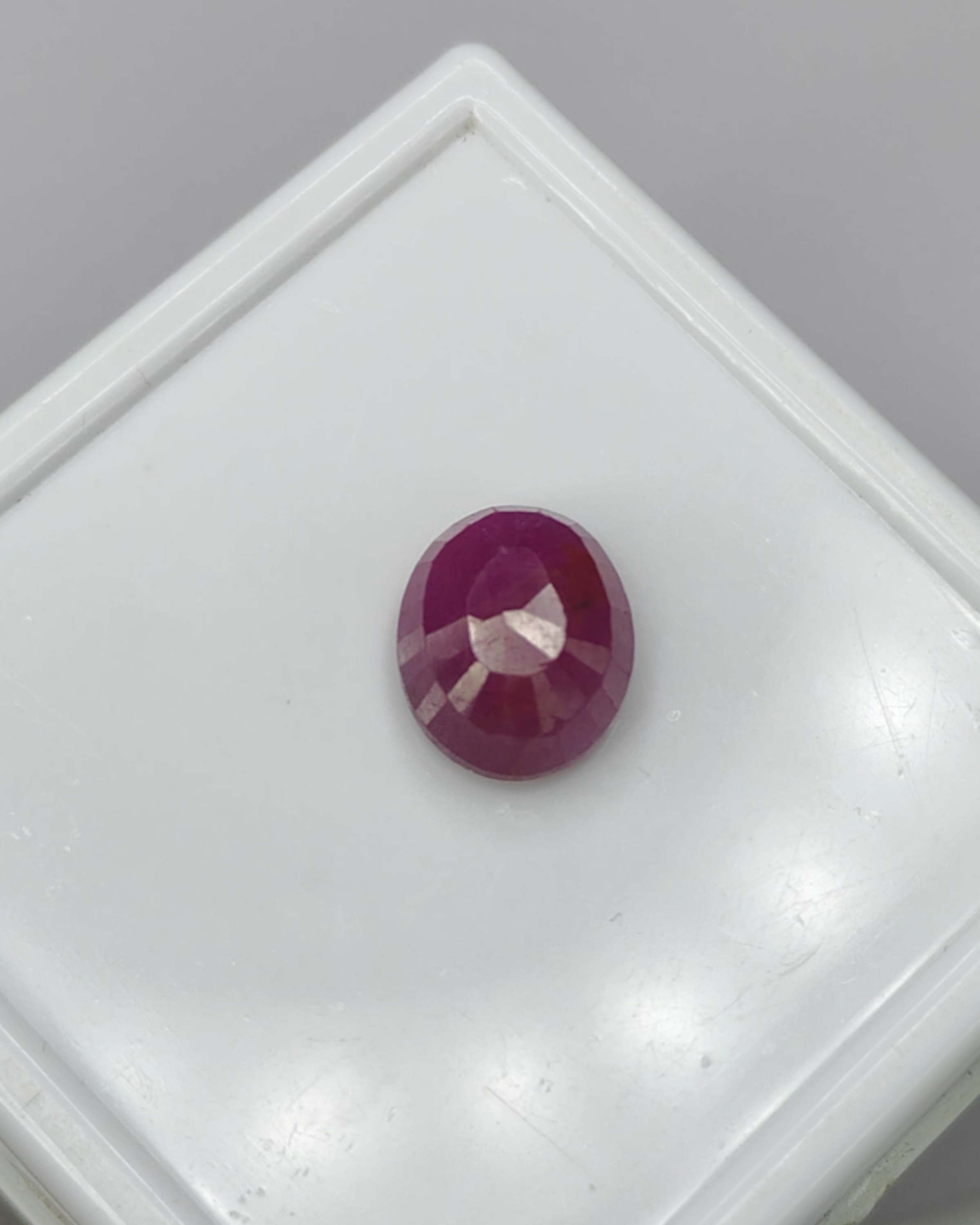 IIGJ Certified 6.98 Ct - 7.75 Ratti Unheated Untreated Natural Ruby Manik
