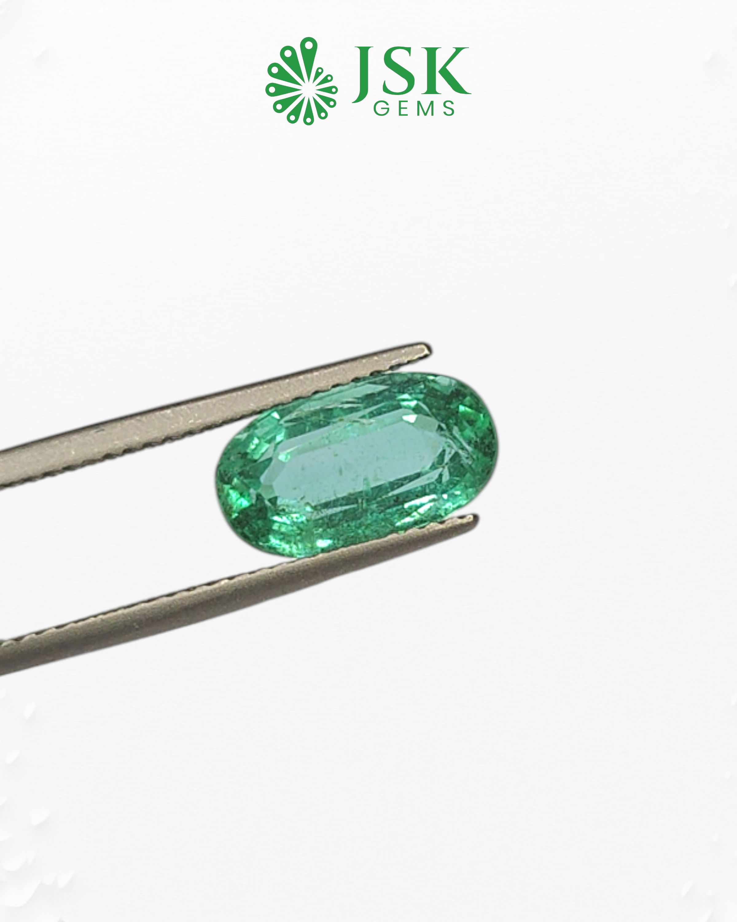 Top Grade 2.68 Ct - 2.97 Ratti Natural Emerald - Panna