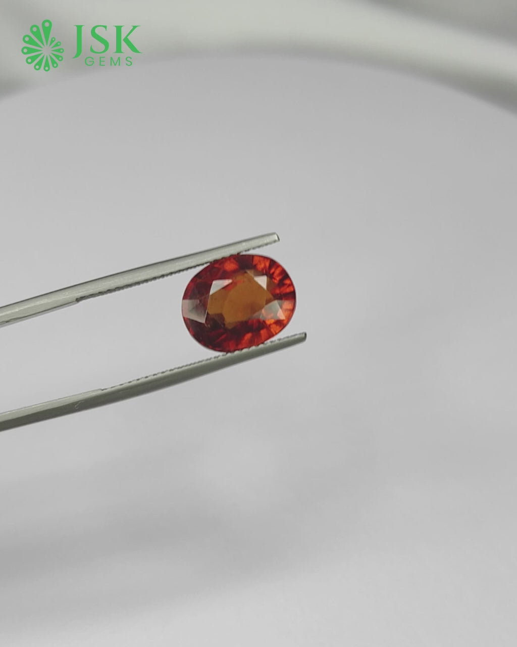 Load video: Top Grade 6.17 Ct - 6.85 Ratti Natural Ceylon Hessonite Garnet - Gomedh