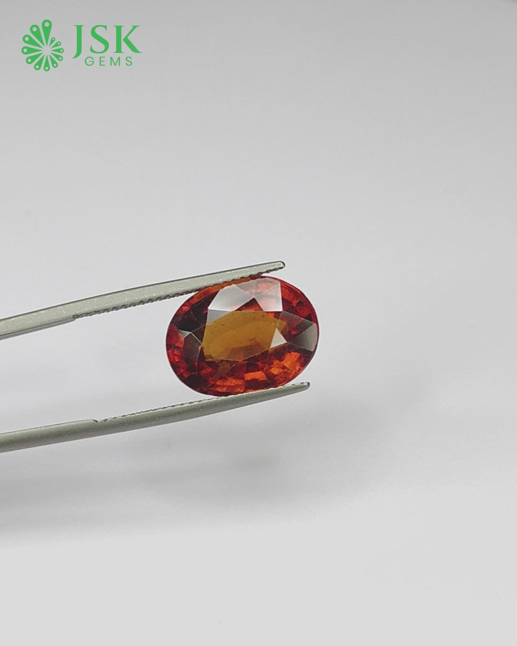Load video: Top Grade 8.55 Ct - 9.50 Ratti Natural Ceylon Hessonite Garnet - Gomedh