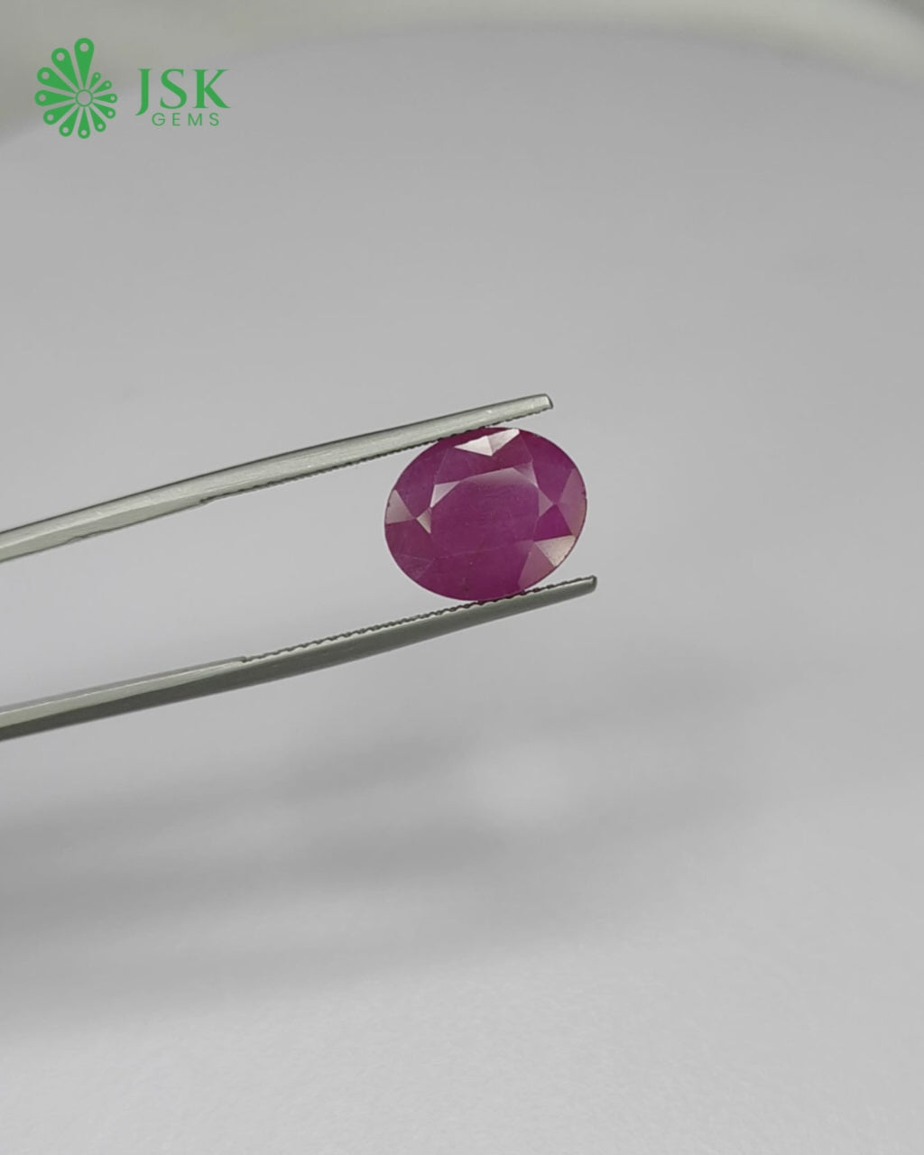 Load video: IIGJ Certified 6.98 Ct - 7.75 Ratti Unheated Untreated Natural Ruby Manik