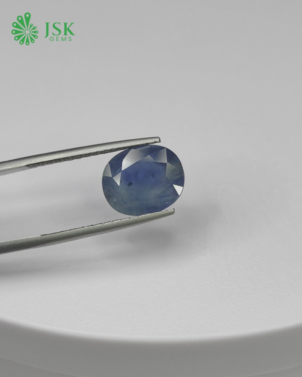 Load video: Premium 6.56 Ct - 7.28 Ratti Natural Bangkok Blue Sapphire(Heated)