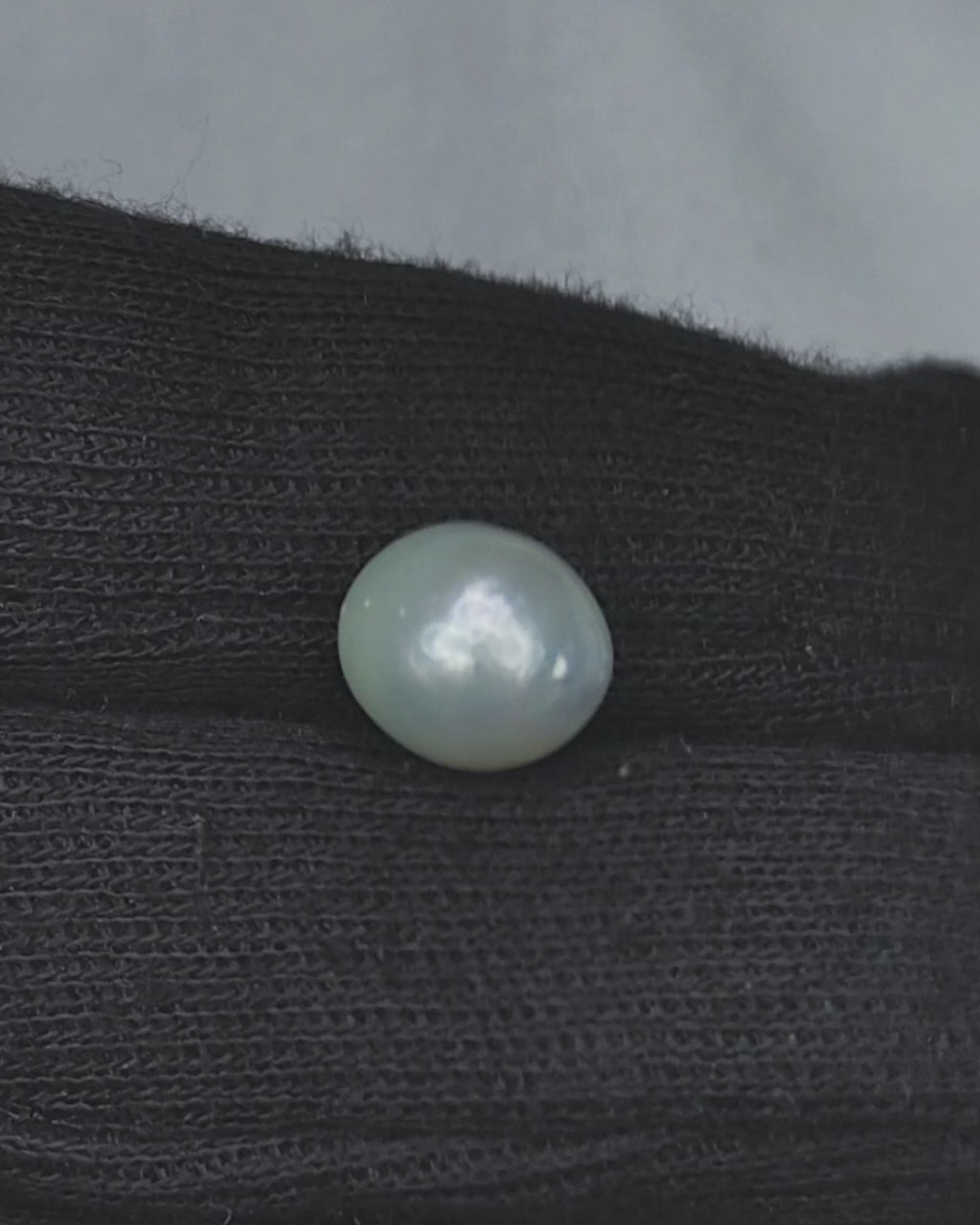 Load video: Premium Quality 5.15 Ct - 5.72 Ratti Keshi Pearl