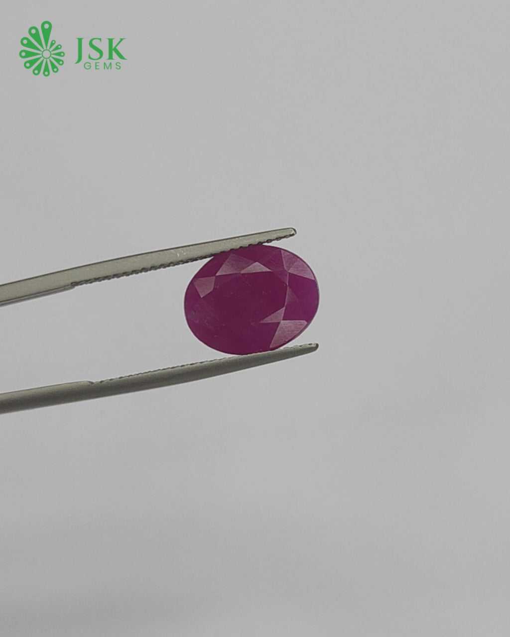 Load video: IIGJ Certified 5.87 Ct - 6.52 Ratti Unheated Untreated Natural Ruby Manik