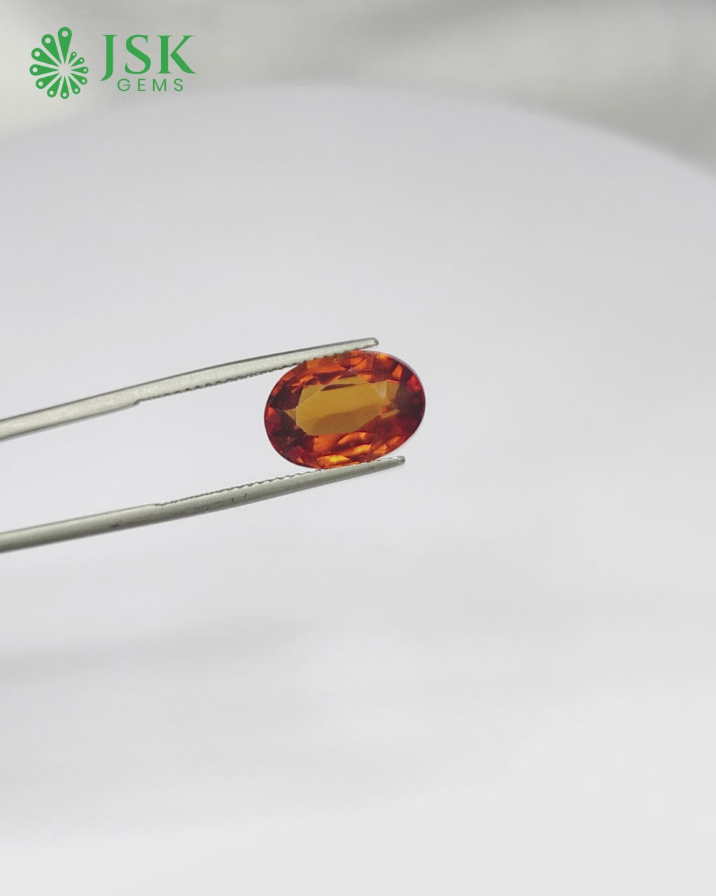 Load video: Top Grade 6.08 Ct - 6.75 Ratti Natural Ceylon Hessonite Garnet - Gomedh