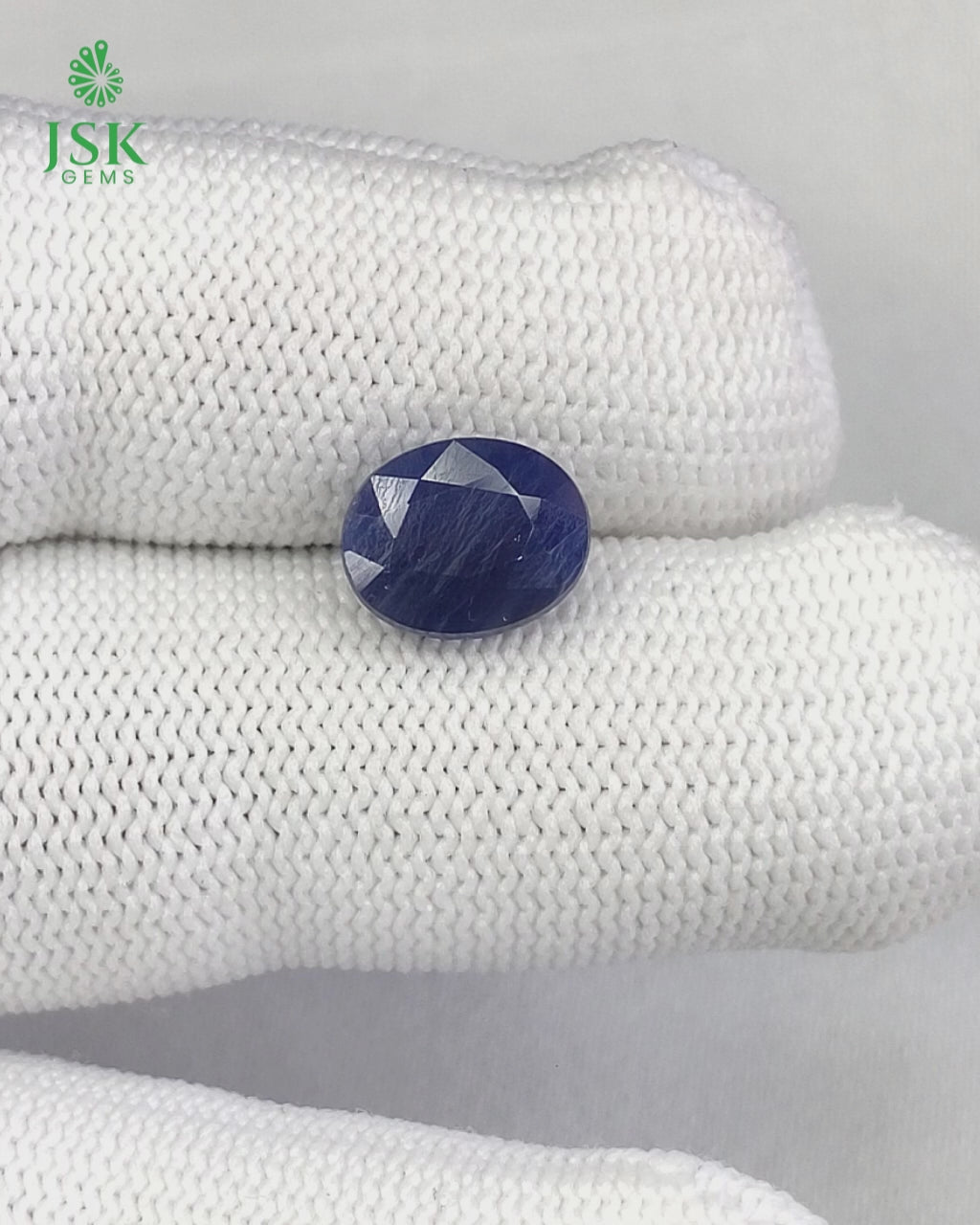 Load video: IIGJ Certified 4.70 Ct - 5.22 Ratti Natural Unheated Blue Sapphire-Neelam