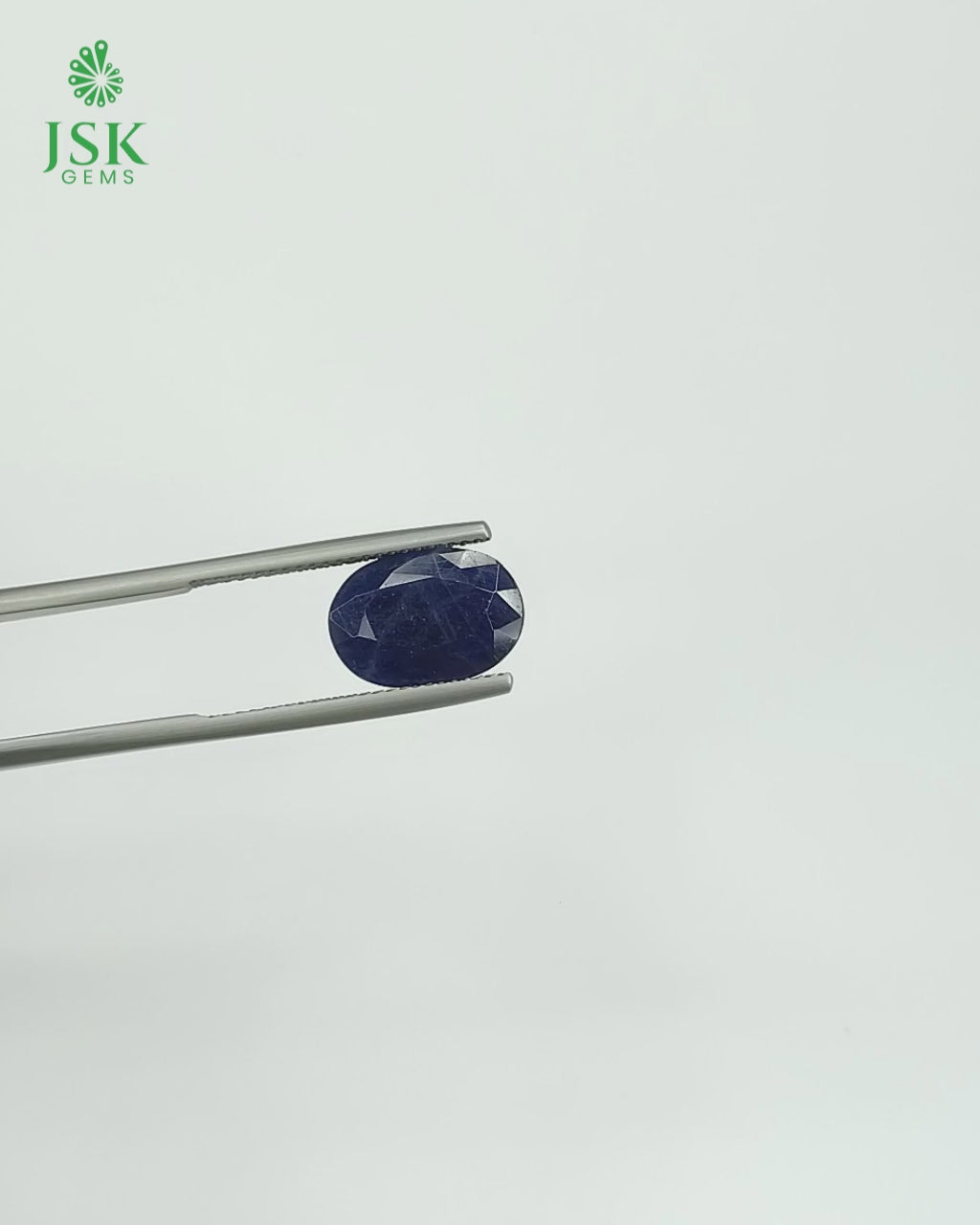 Load video: GTL Certified 5.52 Ct - 6.13 Ratti Natural Unheated Blue Sapphire-Neelam