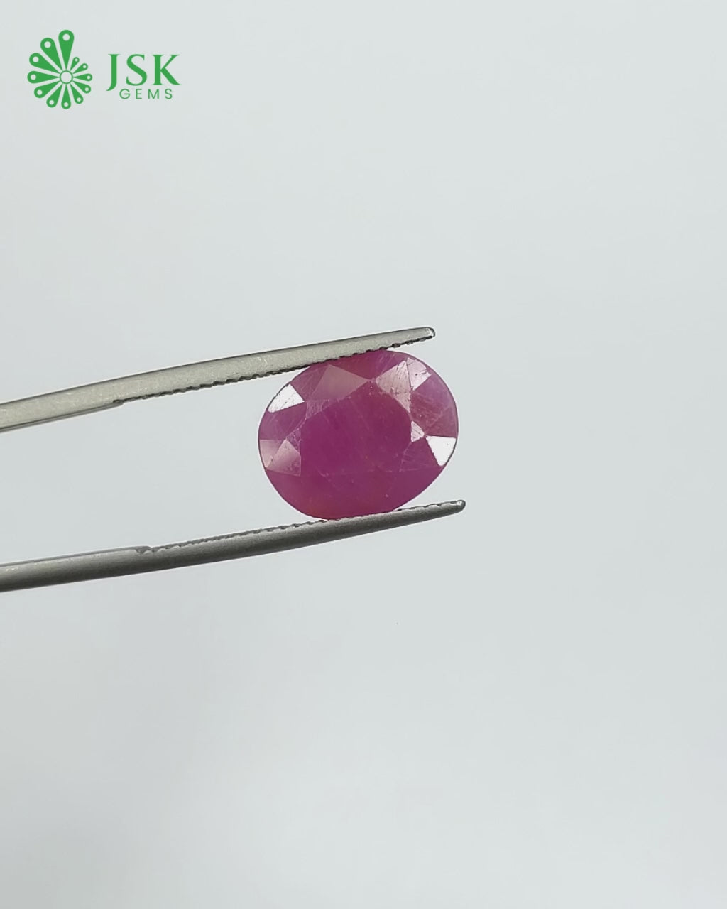 Load video: IIGJ Certified 6.03 Ct - 6.70 Ratti Unheated Untreated Natural Ruby Manik