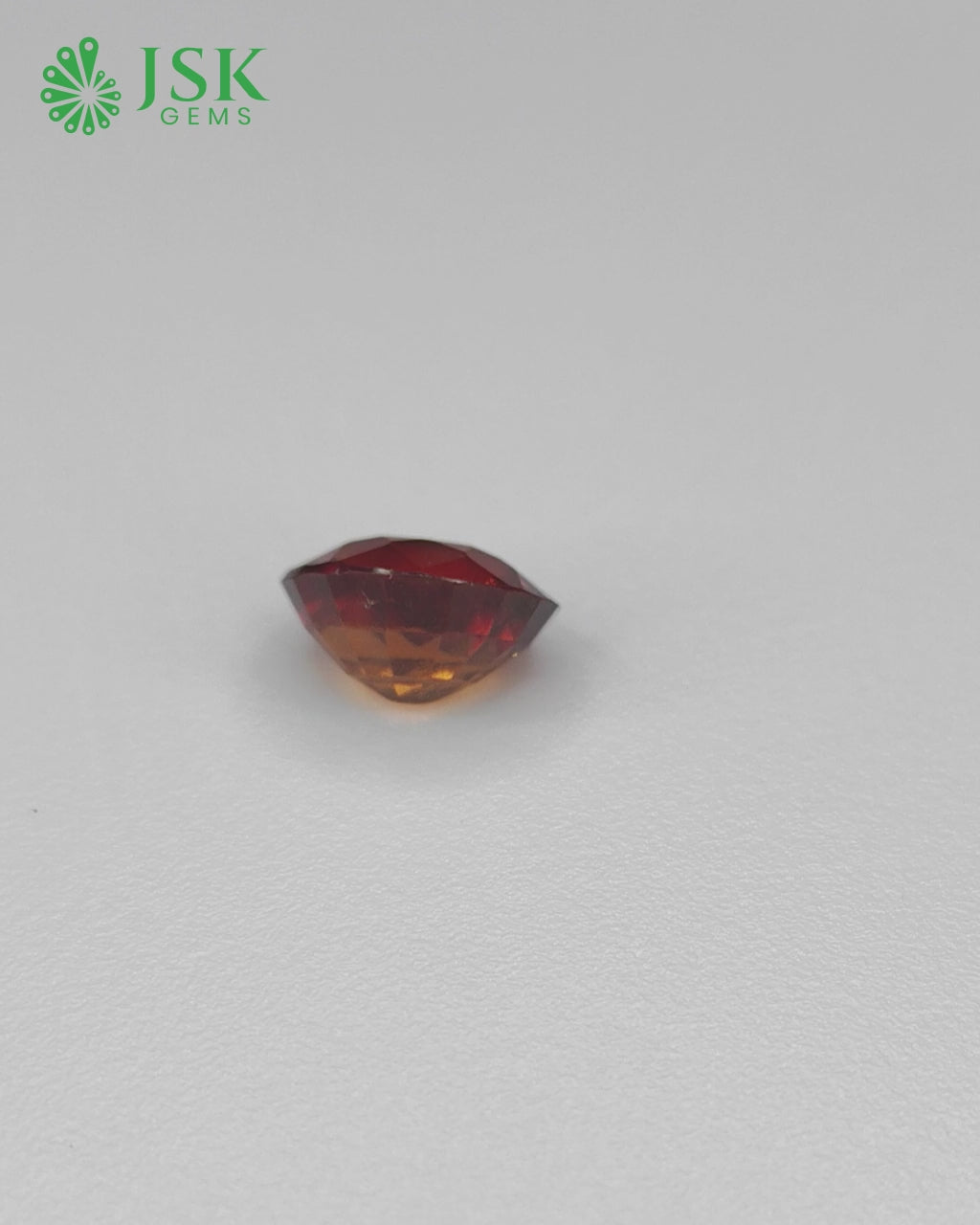 Load video: Top Grade 5.79 Ct - 6.43 Ratti Natural Ceylon Hessonite Garnet - Gomedh