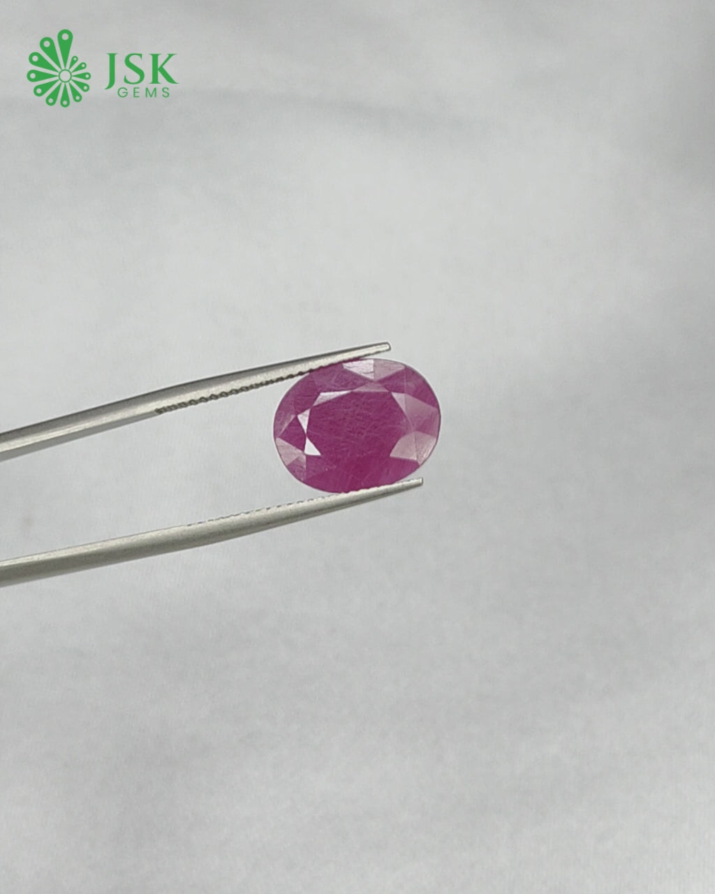 Load video: IIGJ Certified 6.83 Ct - 7.58 Ratti Unheated Untreated Natural Ruby Manik