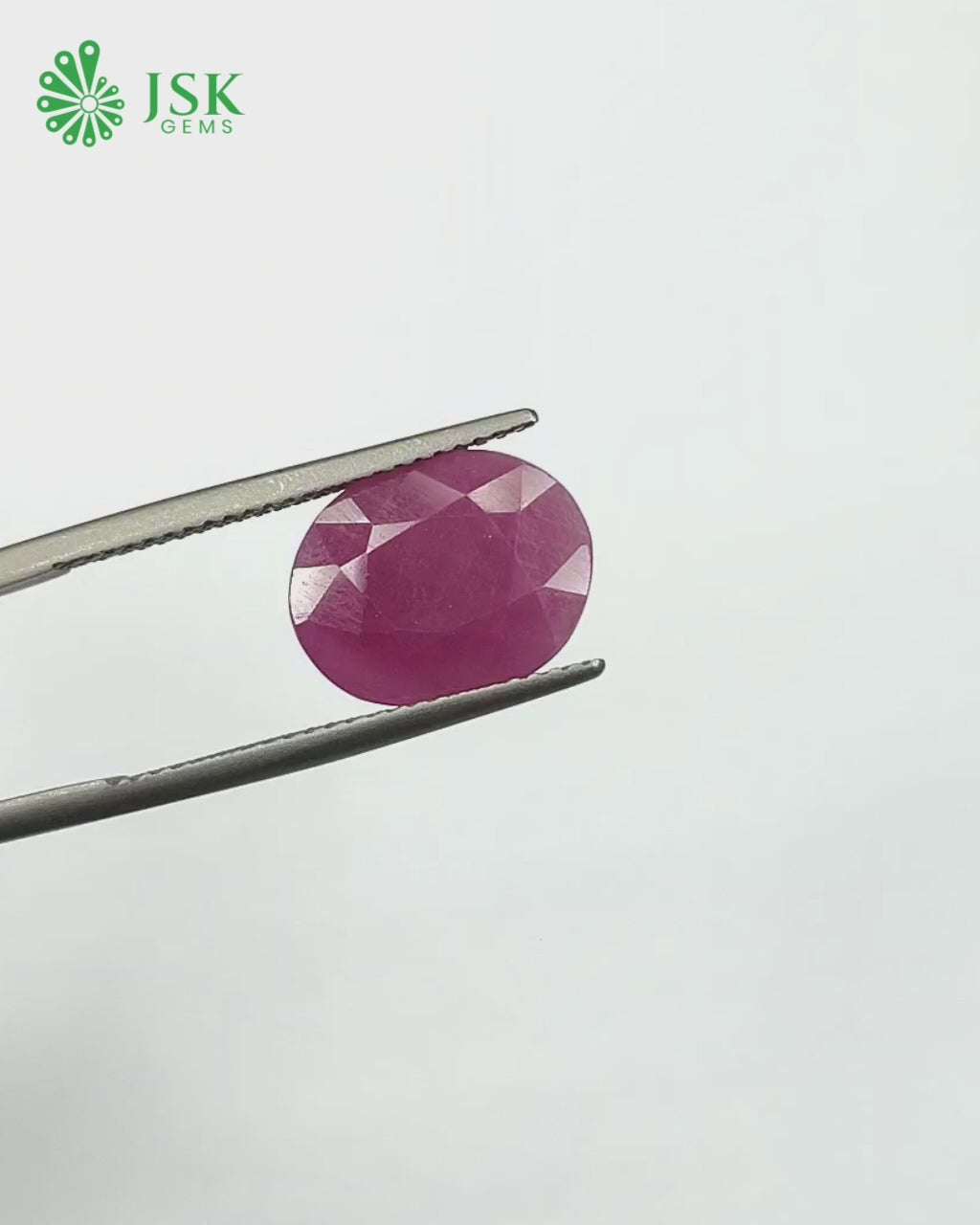 Load video: IIGJ Certified 4.89 Ct - 5.43 Ratti Unheated Untreated Natural Ruby Manik
