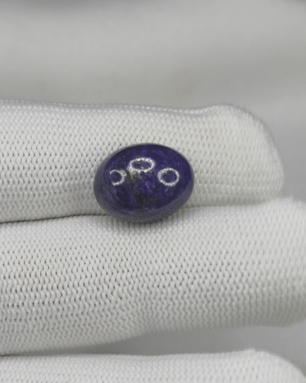 Load video: Premium Grade 12.79 Ct - 14.21 Ratti Natural Lapis Lazuli