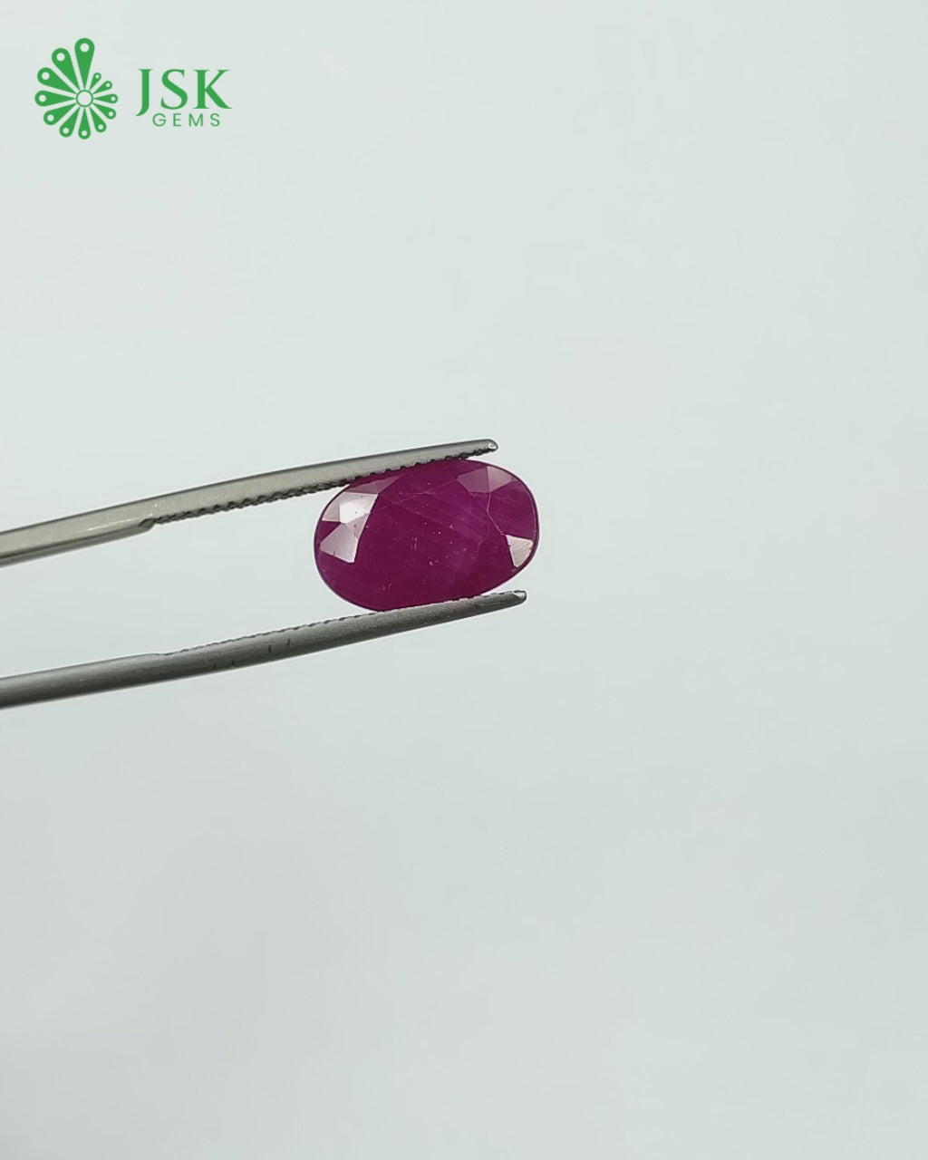 Load video: IIGJ Certified 5.81 Ct - 6.45 Ratti Unheated Untreated Natural Ruby Manik