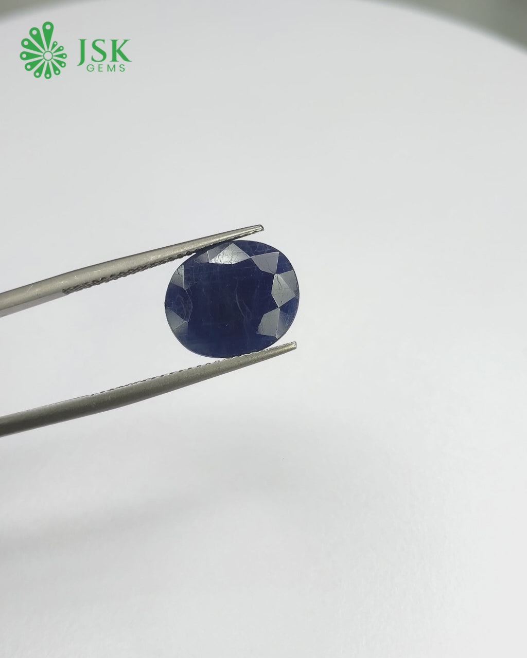 Load video: GTL Certified 6.79 Ct - 7.54 Ratti Natural Unheated Blue Sapphire-Neelam
