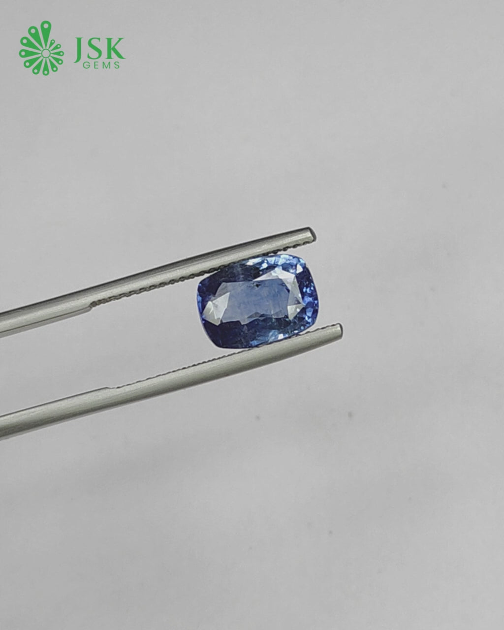 Load video: IGI CERTIFIED 4.14 CT NATURAL KASHMIR SAPPHIRE