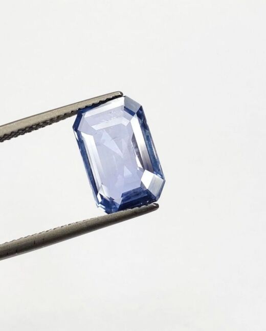 IIGJ Certified 4.90 Ct{5.37 Ratti} Natural Unheated Untreated Ruby/Manek