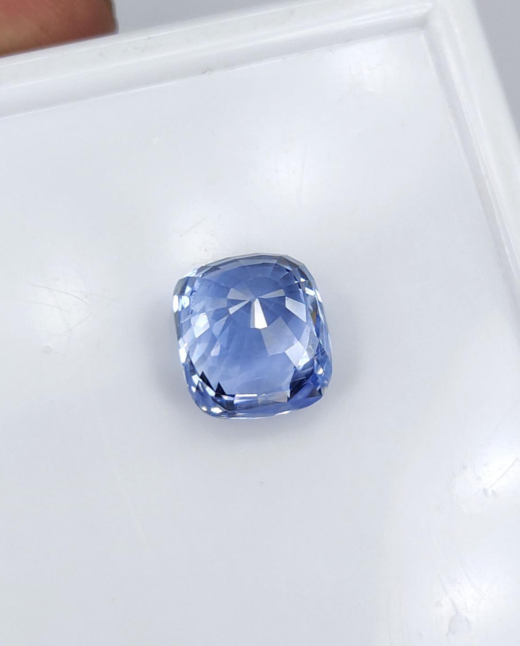 IIGJ CERTIFIED 5.96 CT{6.62 Ratti} NATURAL UNHEATED CEYLON BLUE SAPPHIRE/NEELAM