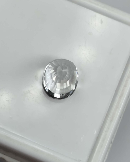 JTL CERTIFIED 7.16 CT{7.95 Ratti} NATURAL WHITE TOPAZ